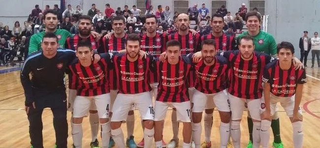 Empate ante el campeón