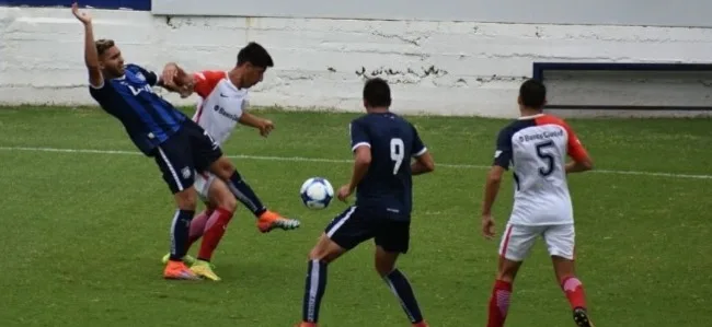 La Reserva también perdió con Talleres y tuvo un expulsado