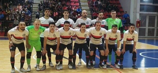 El futsal también cayó ante Boca pero sigue prendido arriba