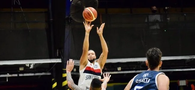 El Básquet también logró la victoria