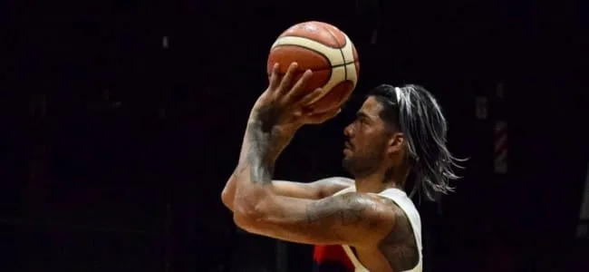 Sonrisa del básquet en el cierre de año